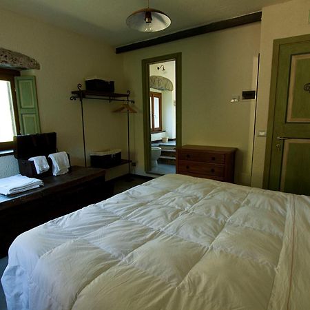 Mulino Marghen - Restored Watermill - Accomodation And Retreat Center Zeri ภายนอก รูปภาพ