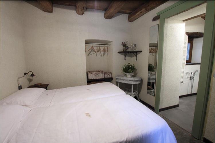 Mulino Marghen - Restored Watermill - Accomodation And Retreat Center Zeri ห้อง รูปภาพ