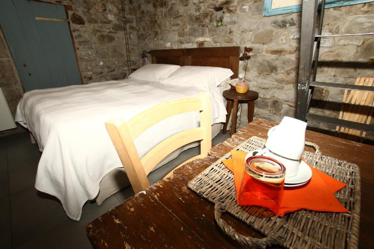Mulino Marghen - Restored Watermill - Accomodation And Retreat Center Zeri ภายนอก รูปภาพ