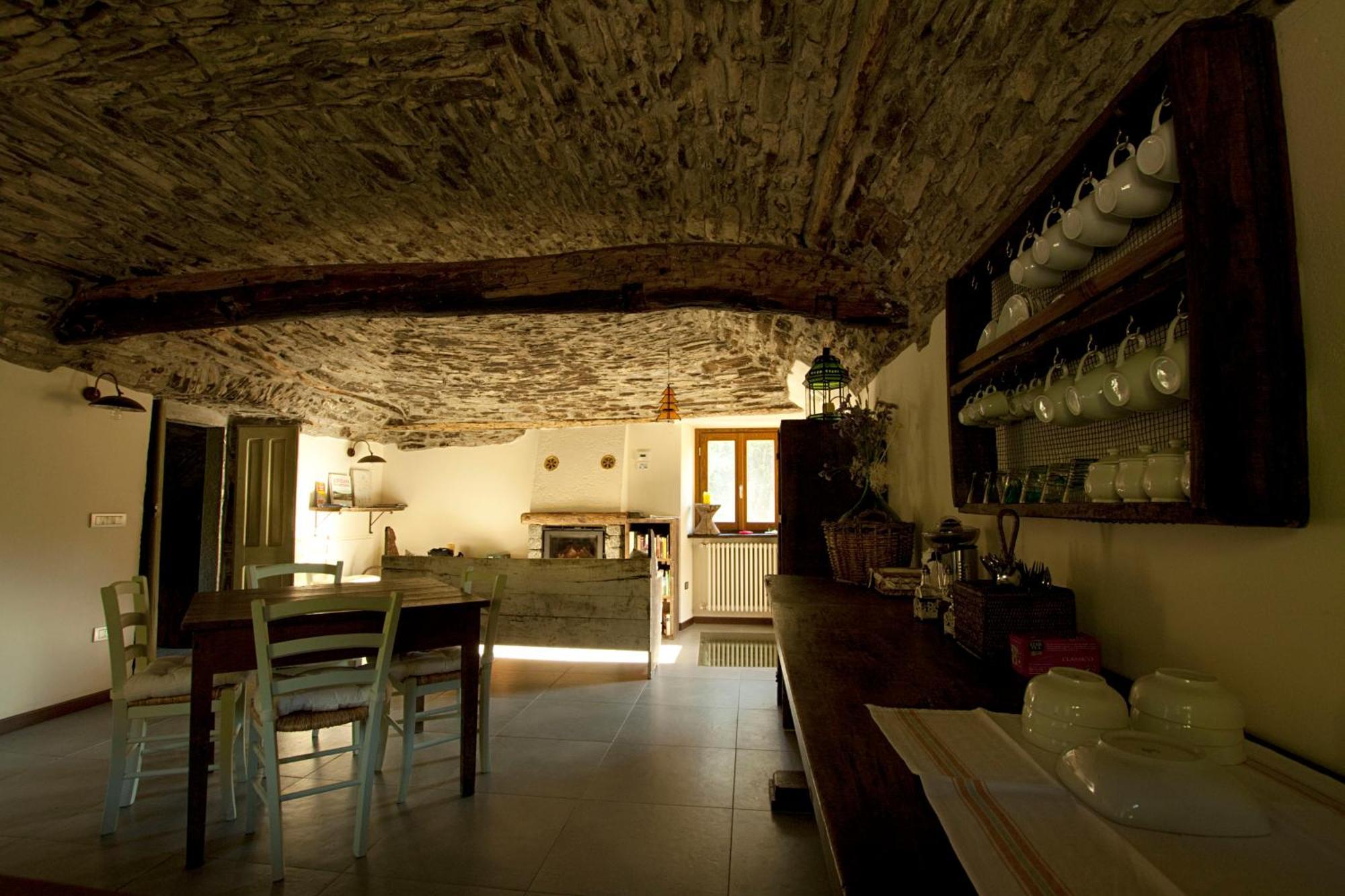 Mulino Marghen - Restored Watermill - Accomodation And Retreat Center Zeri ภายนอก รูปภาพ