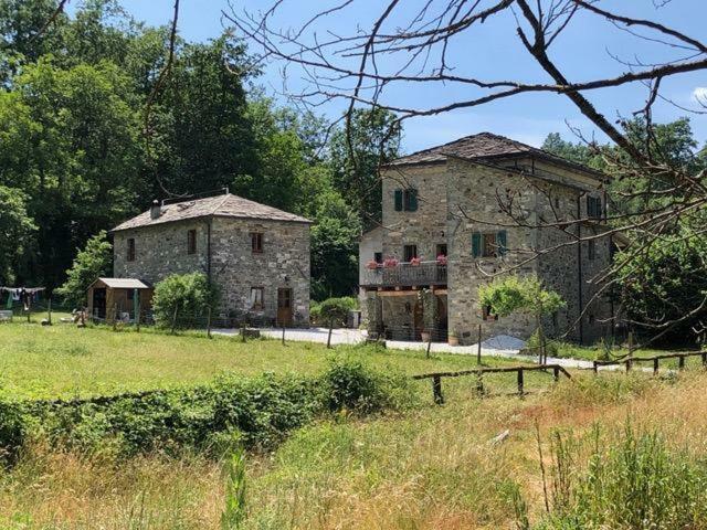 Mulino Marghen - Restored Watermill - Accomodation And Retreat Center Zeri ภายนอก รูปภาพ