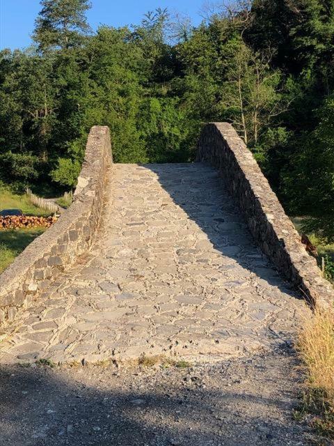 Mulino Marghen - Restored Watermill - Accomodation And Retreat Center Zeri ภายนอก รูปภาพ